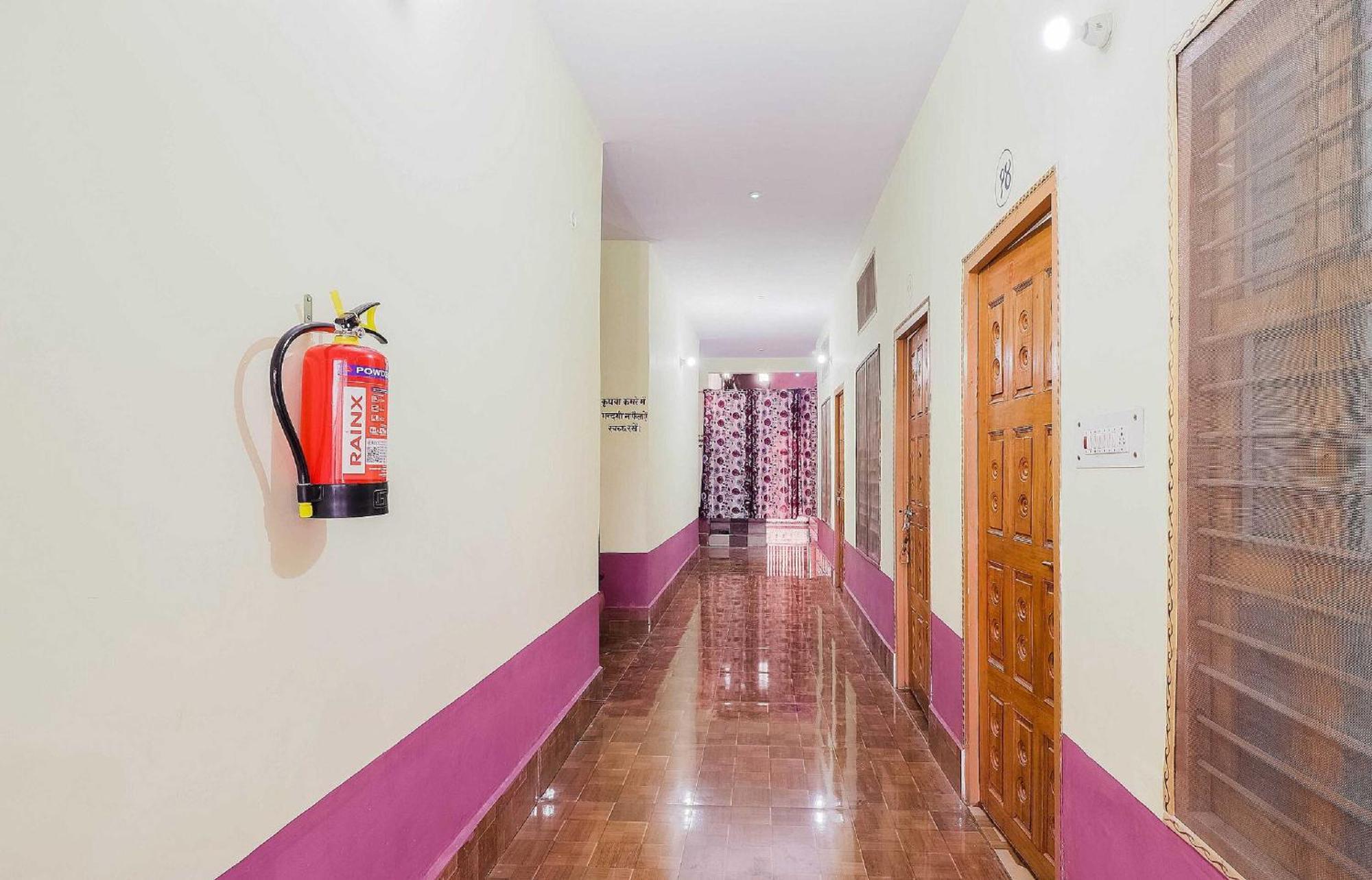Hotel O Jyotish House Ayodhya Zewnętrze zdjęcie